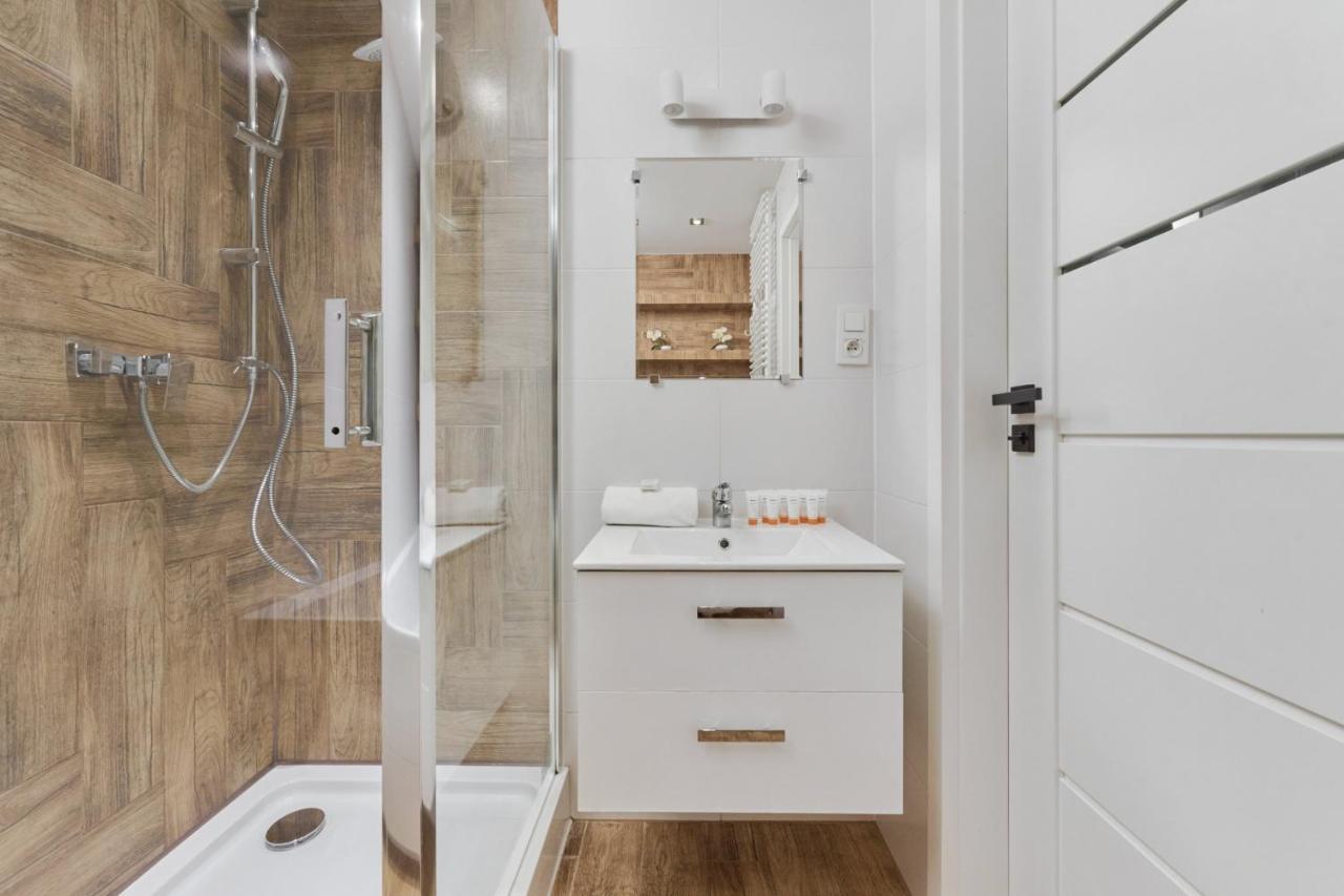 Chique For A Big Family With 2 Parking Spaces By Renters Apartament *